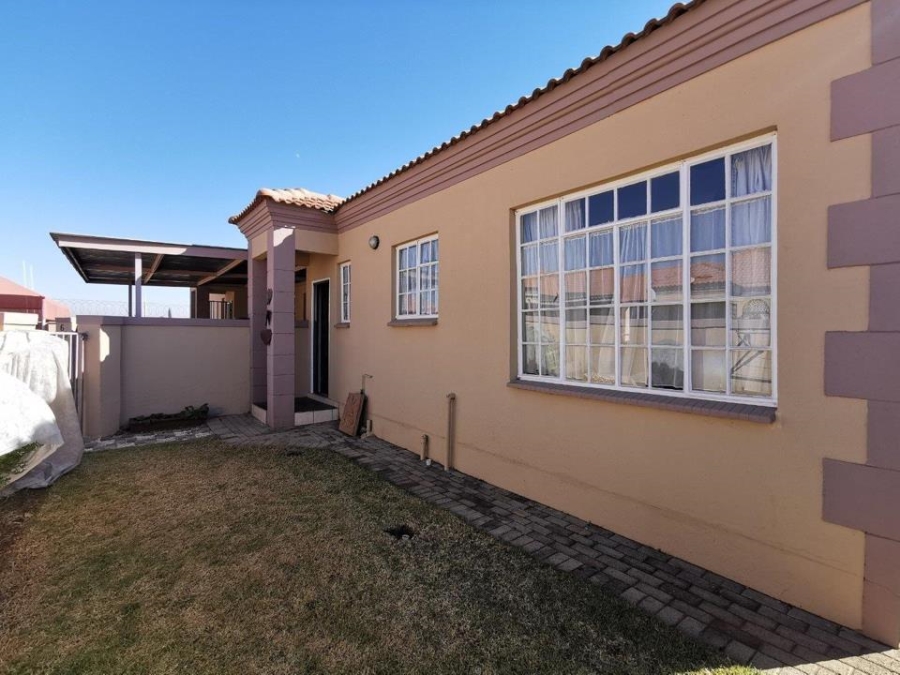 3 Bedroom Property for Sale in Baillie Park North West